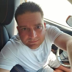 Meet your Posher, Jonathan